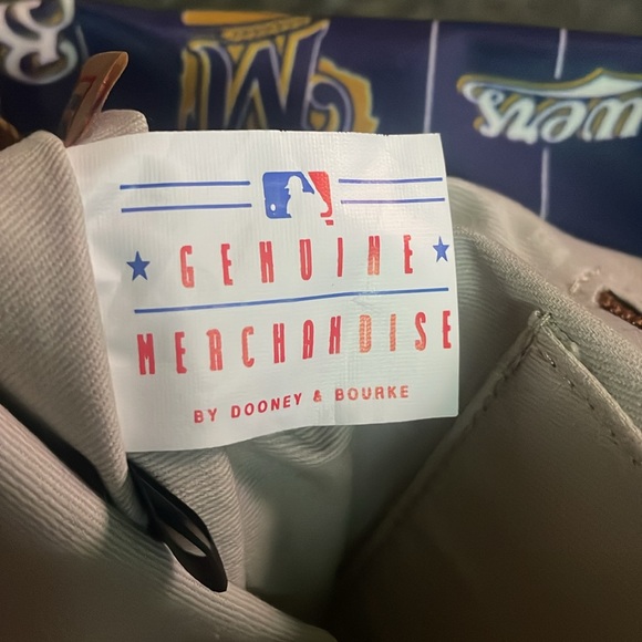 Milwaukee Brewers Dooney & Bourke Addison Tote NWT - Picture 7 of 9